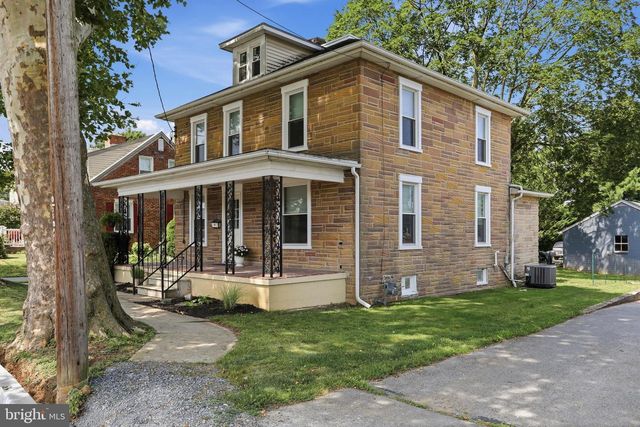 552 N ALLISON ST, Greencastle, PA 17225
