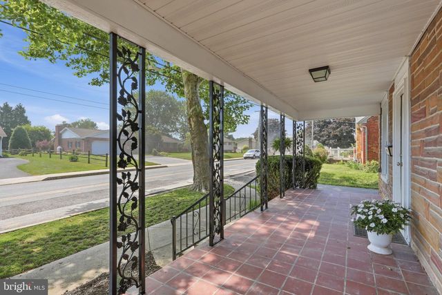 552 N ALLISON ST, Greencastle, PA 17225