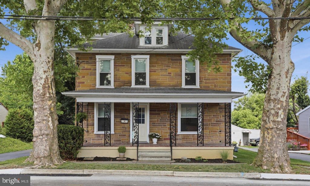 552 N ALLISON ST, Greencastle, PA 17225