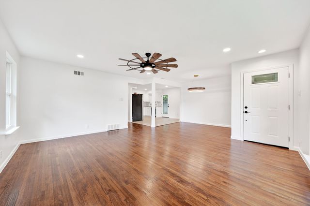 2632 Materhorn Drive, Dallas, TX 75228