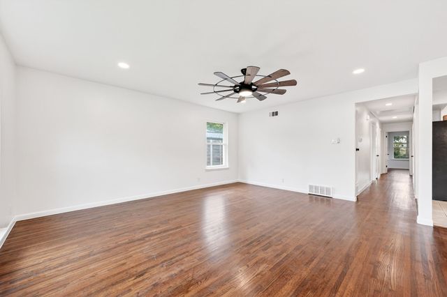 2632 Materhorn Drive, Dallas, TX 75228