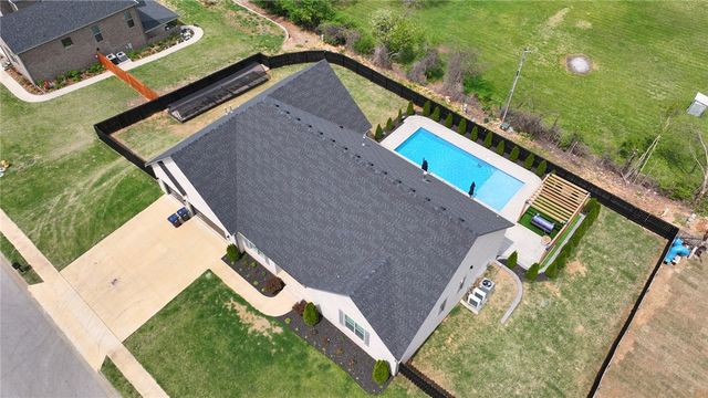 1520 Elm Ridge Drive, Elm Springs, AR 72762