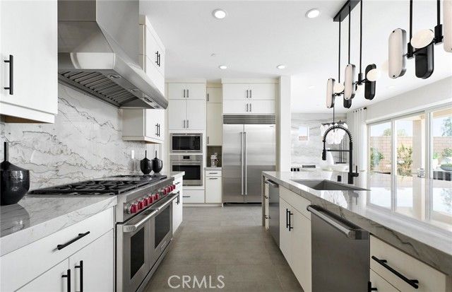 11808 Canoga Avenue, Chatsworth (los Angeles), CA 91311