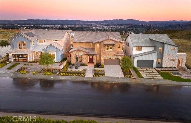 11808 Canoga Avenue, Chatsworth (los Angeles), CA 91311