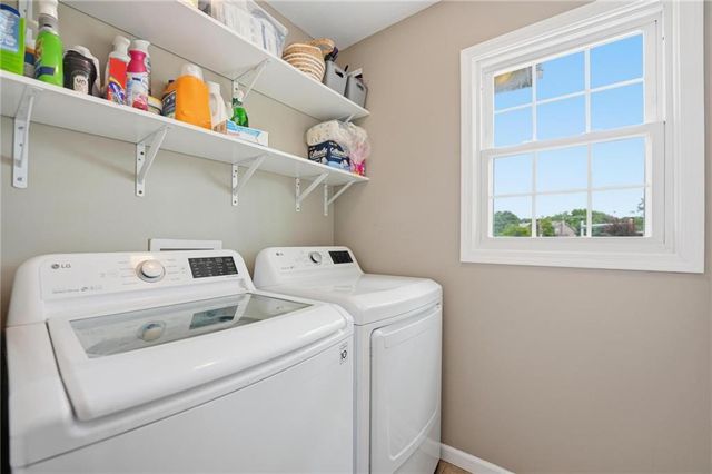 15107 W 83rd Terrace, Lenexa, KS 66219