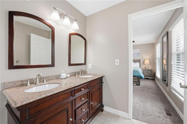 15107 W 83rd Terrace, Lenexa, KS 66219