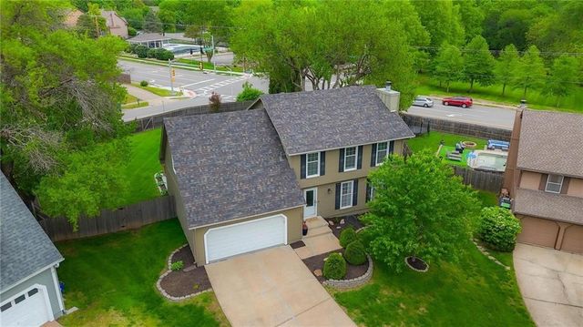 15107 W 83rd Terrace, Lenexa, KS 66219
