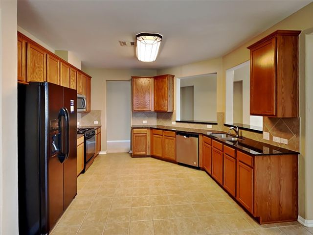 633 Rocky Hollow Lane, League City, TX 77573