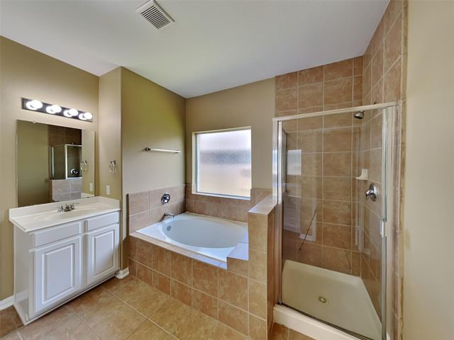 633 Rocky Hollow Lane, League City, TX 77573