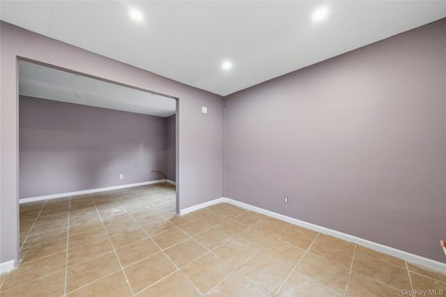 12 Veteran Circle, Monroe, NY 10950