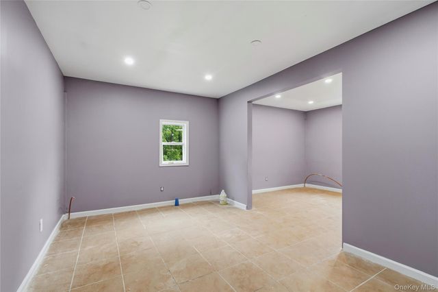 12 Veteran Circle, Monroe, NY 10950