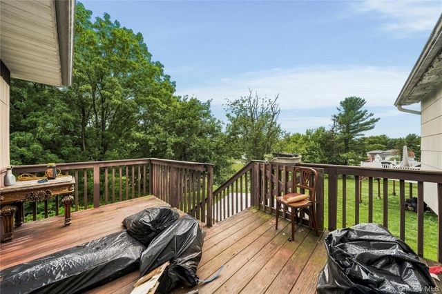 12 Veteran Circle, Monroe, NY 10950