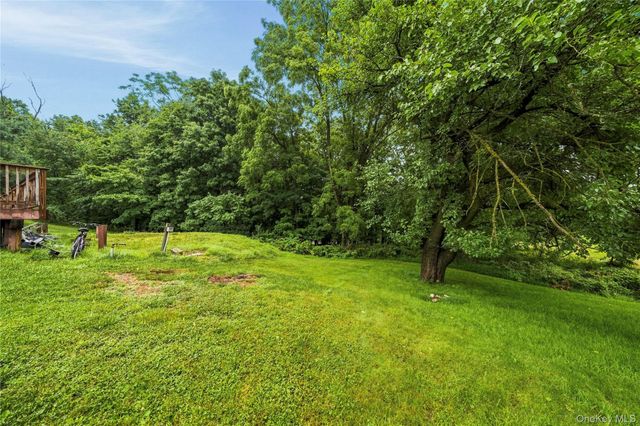 12 Veteran Circle, Monroe, NY 10950