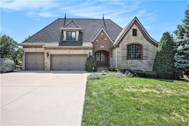 14808 Carter Street, Overland Park, KS 66221