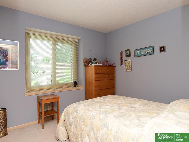 4733 N 109 Circle, Omaha, NE 68164