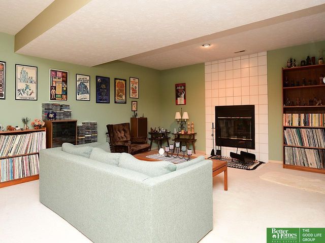 4733 N 109 Circle, Omaha, NE 68164