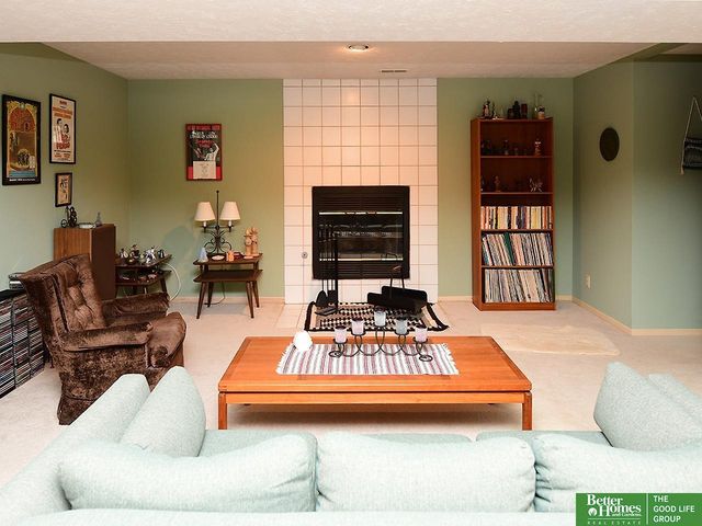 4733 N 109 Circle, Omaha, NE 68164