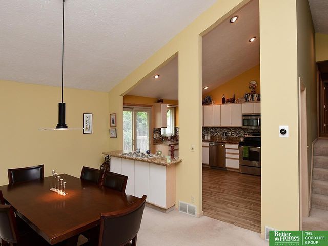 4733 N 109 Circle, Omaha, NE 68164
