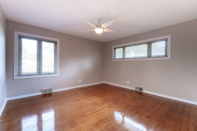 5639 N Manor Lane, Norwood Park, IL 60631