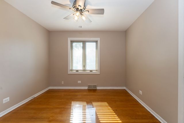 5639 N Manor Lane, Norwood Park, IL 60631