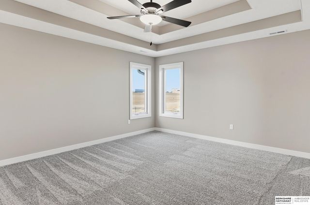 20152 T Street, Omaha, NE 68135