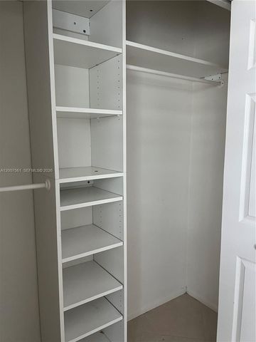 6805 NW 75th St, Tamarac, FL 33321