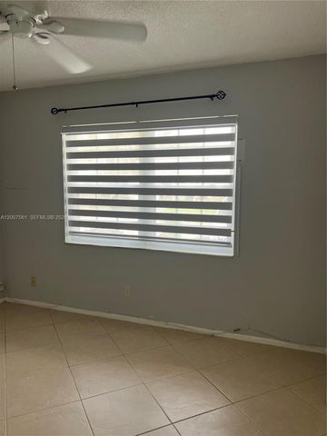 6805 NW 75th St, Tamarac, FL 33321