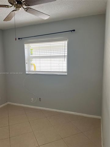 6805 NW 75th St, Tamarac, FL 33321