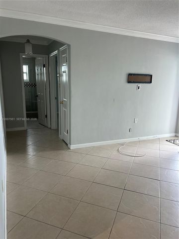 6805 NW 75th St, Tamarac, FL 33321