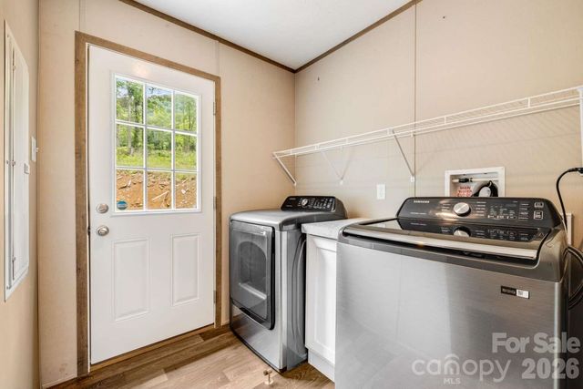 22 Split Pine Cove, Clyde, NC 28721