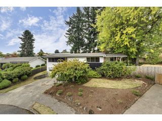 13530 Ne MILTON St, Portland, OR 97230
