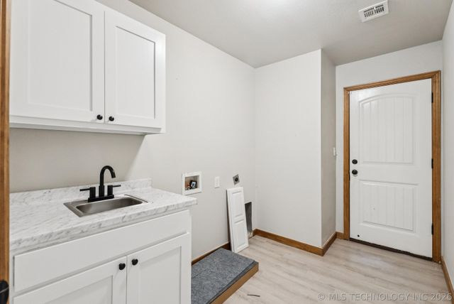 12914 N 39th East Place, Skiatook, OK 74070