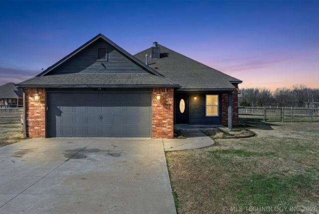 12914 N 39th East Place, Skiatook, OK 74070