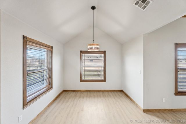 12914 N 39th East Place, Skiatook, OK 74070