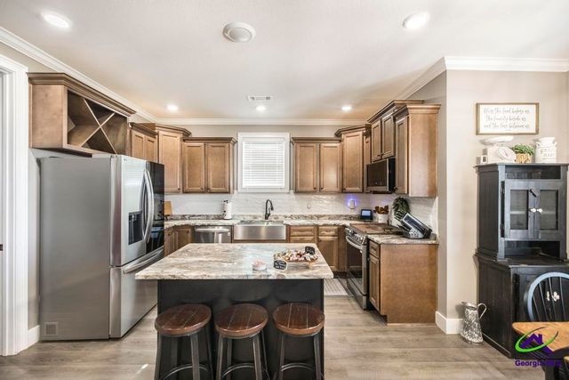 800 John E Sullivan, Byron, GA 31008