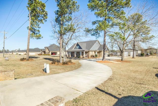 800 John E Sullivan, Byron, GA 31008