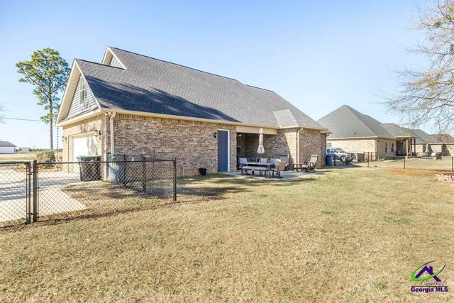 800 John E Sullivan, Byron, GA 31008