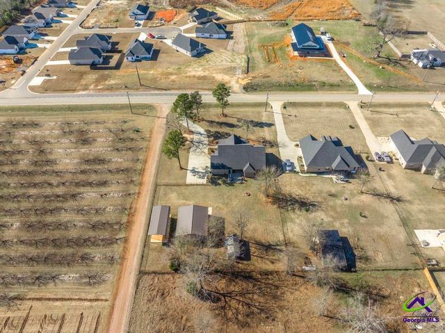 800 John E Sullivan, Byron, GA 31008