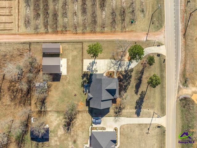 800 John E Sullivan, Byron, GA 31008