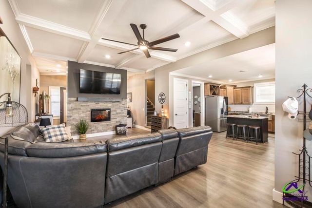 800 John E Sullivan, Byron, GA 31008