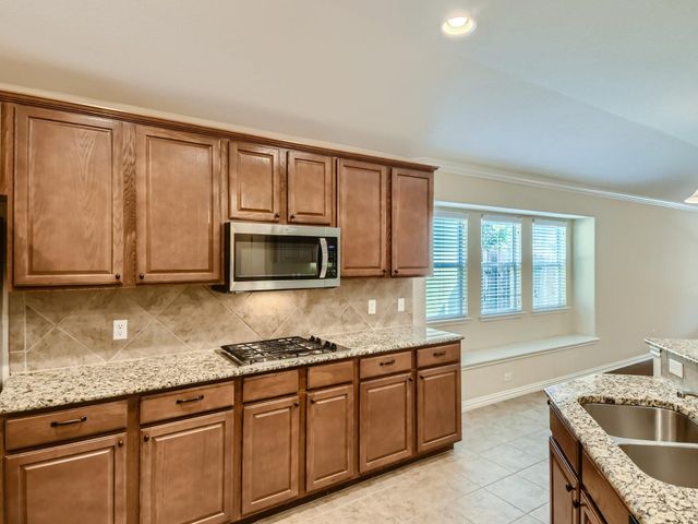 2016 Mary Ella DR, Leander, TX 78641