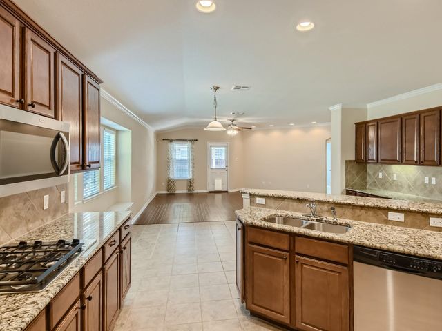 2016 Mary Ella DR, Leander, TX 78641