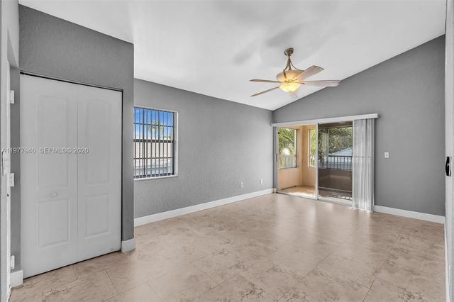 2881 N Oakland Forest Dr 212, Oakland Park, FL 33309