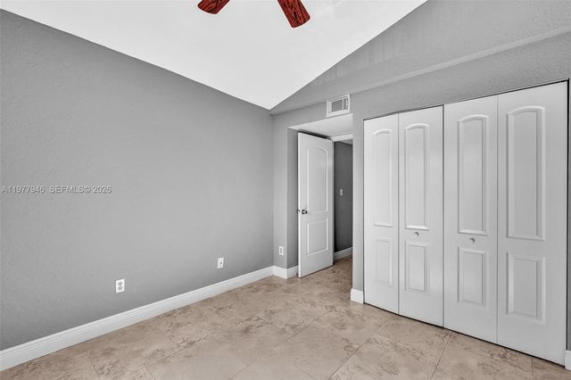 2881 N Oakland Forest Dr 212, Oakland Park, FL 33309