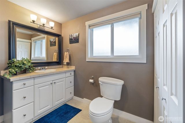 21801 52nd Avenue W, Mountlake Terrace, WA 98043