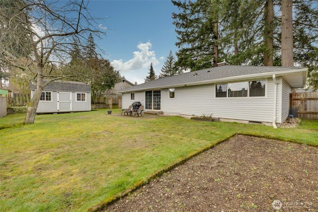 21801 52nd Avenue W, Mountlake Terrace, WA 98043
