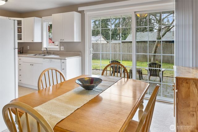 21801 52nd Avenue W, Mountlake Terrace, WA 98043