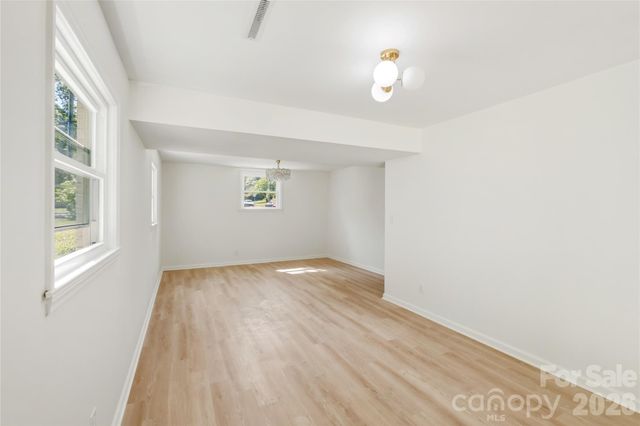 5701 Ilford Street, Charlotte, NC 28215
