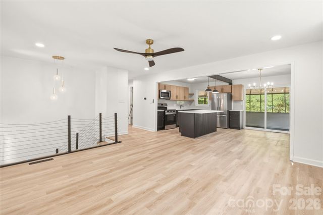 5701 Ilford Street, Charlotte, NC 28215