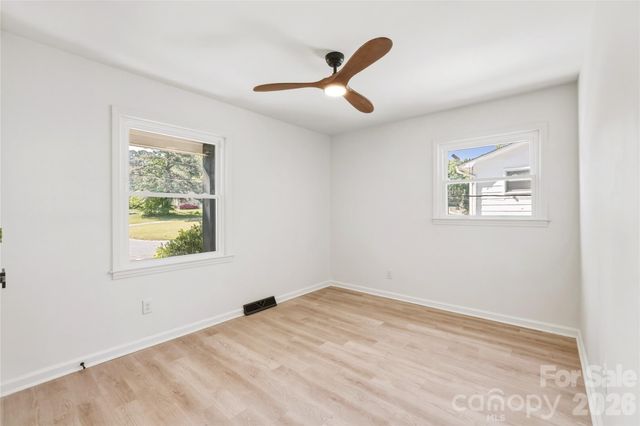 5701 Ilford Street, Charlotte, NC 28215